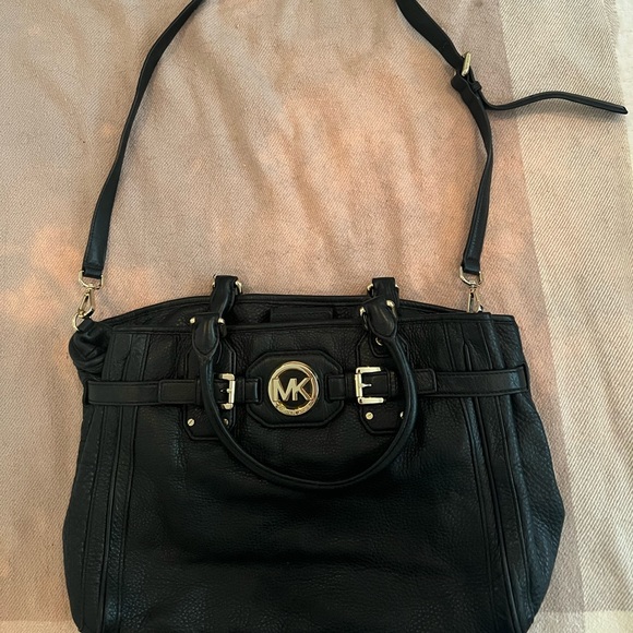 Michael Kors Leather Purse - Picture 1 of 8